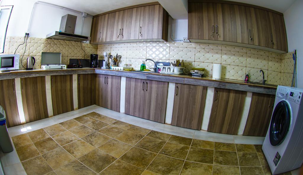 דרמי Dorvin Apartments מראה חיצוני תמונה